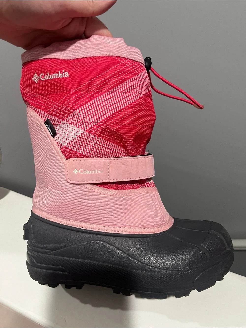 Columbia Girls Kids Size 3  Waterproof Winter Snow Boots Pink & Gray